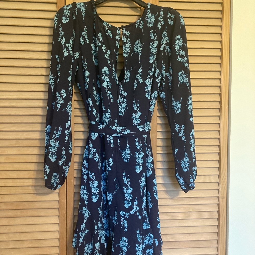 Cute above knee dress